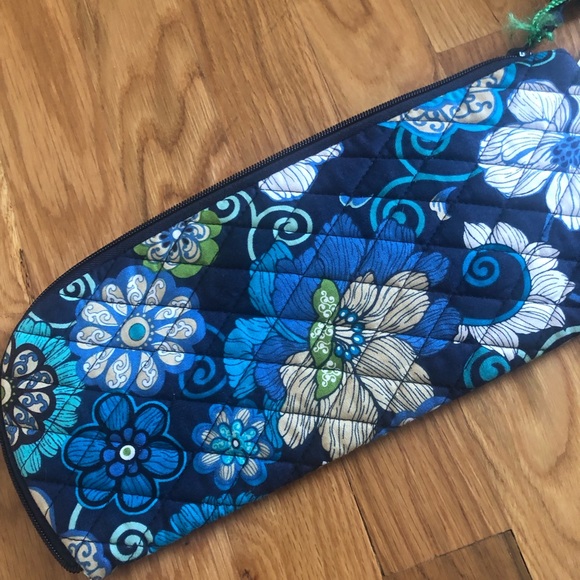 Vera Bradley Travel Essentials Bundle - Picture 9 of 16